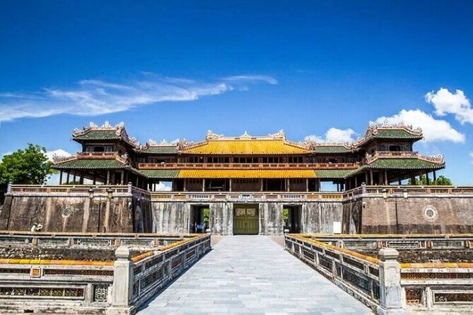 Full Day Private Expedition Guided Tour in Hue Imperial City - Hue Historic Citadel: Noon Gate, Thai Hoa Palace, and the Rules of the Empire