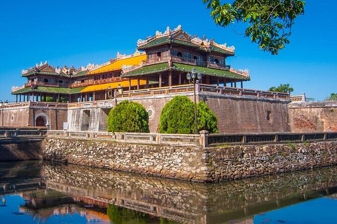 Full Day Private Expedition Guided Tour in Hue Imperial City - Thien Mu Pagoda Time: Culture Plus Practical Shopping