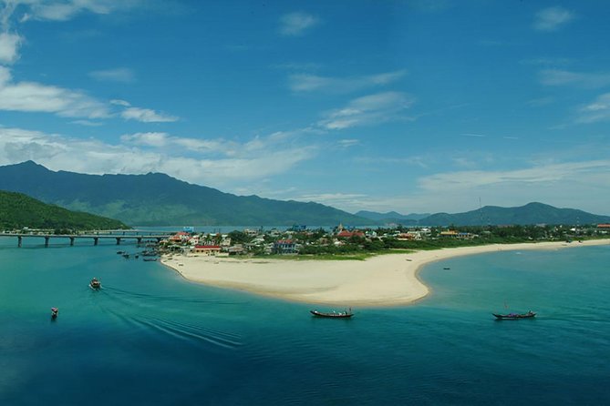 Group Tour: Visit Hue Imperial From Da Nang - Full Day Trip - Lunch in Hue: A Break That Keeps the Day Moving