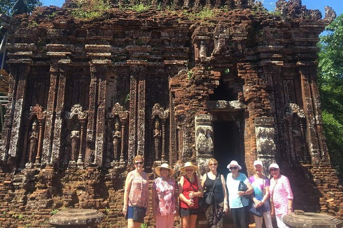 Guided Private My Son Sanctuary from Hoi An or Da Nang - Cultural moment: Apsara Dance during your visit