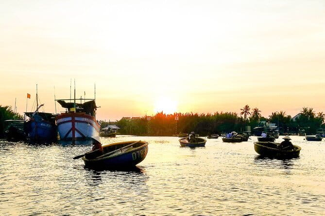 Hoi An Ancient Town and Coconut Village Private Tour - Cam Thanh Coconut Village: Basket Boat Time on the Thu Bon River
