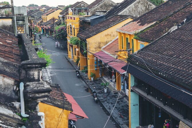 Hoi An Ancient Town and Coconut Village Private Tour - Japanese Covered Bridge: The 10-Minute Icon You Should Still Notice