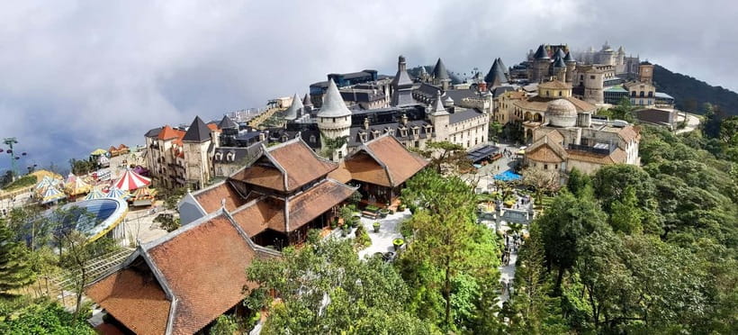 Hoi An/Da Nang: Ba Na Hills & Golden Bridge Tour with Dinner - Linh Ung Pagoda, flower gardens, and the Da Nang panorama