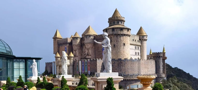 Hoi An/Da Nang: Ba Na Hills & Golden Bridge Tour with Dinner - French Village and Fantasy Park: fun theater, not real-time France