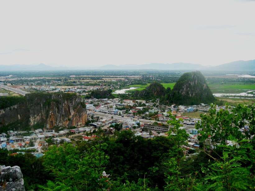 Hoi An/ Da Nang: Marble mountain and My Son Full Day - Pickup zones, extra fees, and which hotels don’t apply