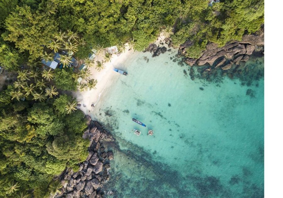 Hoi An/Da Nang: Snorkelling & Island-Hopping Speedboat Tour - The beach break and lunch: the day’s good rhythm