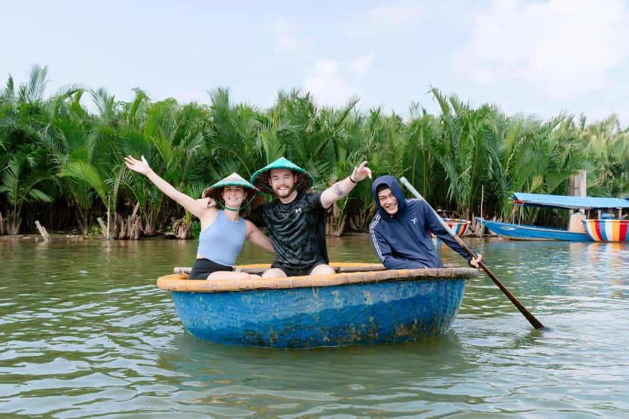 Hoi An: Lantern Making, Basket Boat, and Cooking Class - Lantern Making: Quick Craft, Real Hoi An Memory