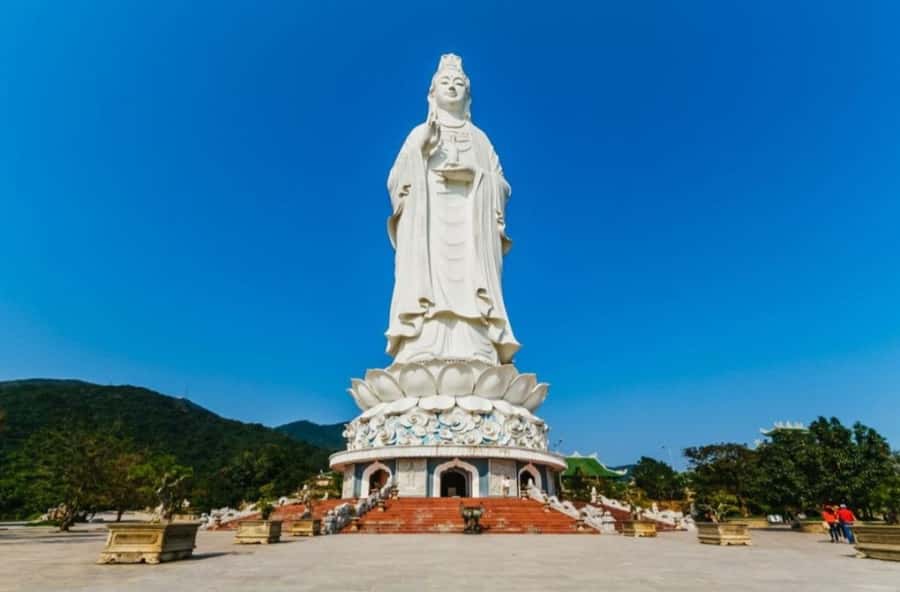 Hoi An: Marble Mountain & Monkey Mountains Luxury Group Tour - The Non Nuoc stone sculpture stop: why it’s more than shopping