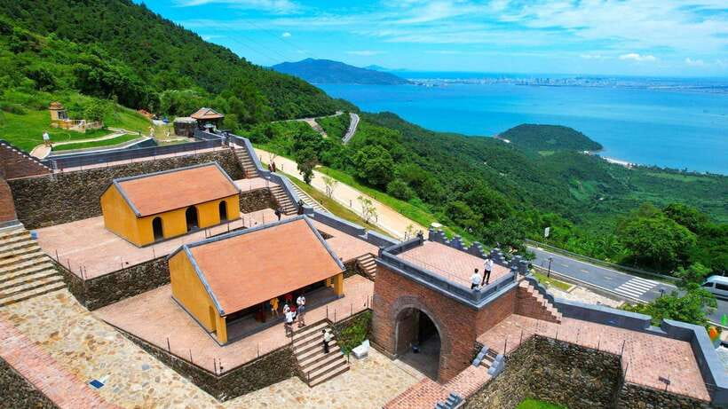 Hoi An: Private Car to Hue with Multi Sightseeing Stops - Door-to-door service and private pacing: the real comfort factor