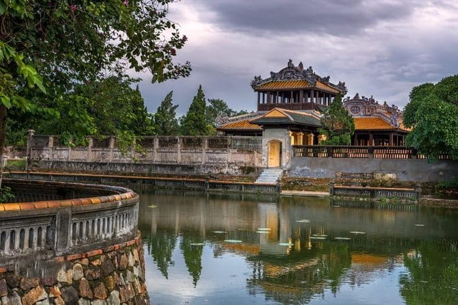 Hue City 1 Day Tour (from Da Nang) - Thien Mu Pagoda: the oldest Hue monument and the views people remember