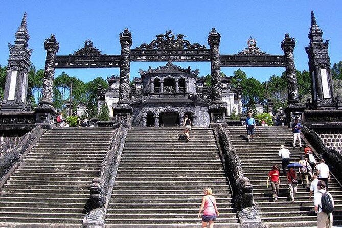 Hue City Day Tour with Dragon Boat from Hue or Danang, Hoi An - Thien Mu Pagoda: the calm pause that makes the day feel balanced