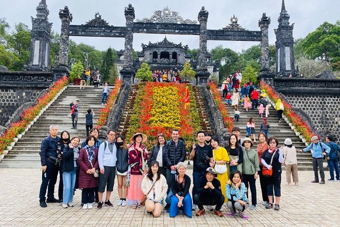 Hue Imperial City Daily Ingroup Tour via Hai Van Pass - Lunch in Hue: A Solid Meal That Keeps the Day Moving