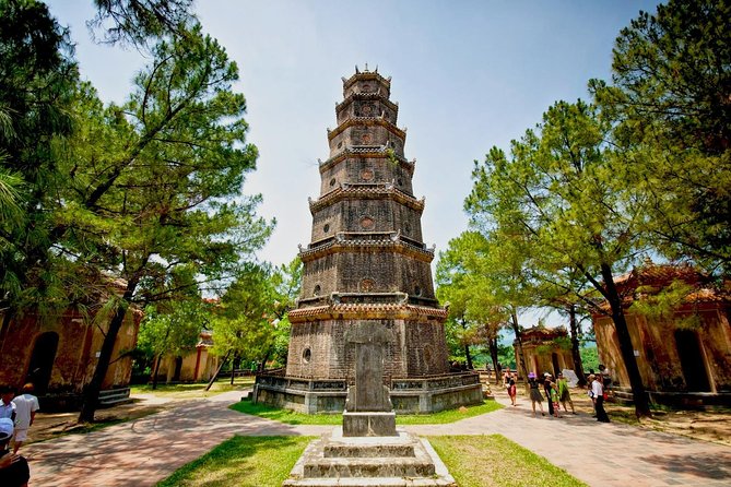 HUE IMPERIAL CITY: Full-Day Guided Tour from Da Nang or Hoi An - Da Nang Pickup and the Road Time Reality Check