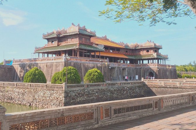 HUE IMPERIAL CITY: Full-Day Guided Tour from Da Nang or Hoi An - Thien Mu Pagoda: Hue’s Oldest Pagoda as a Living Symbol