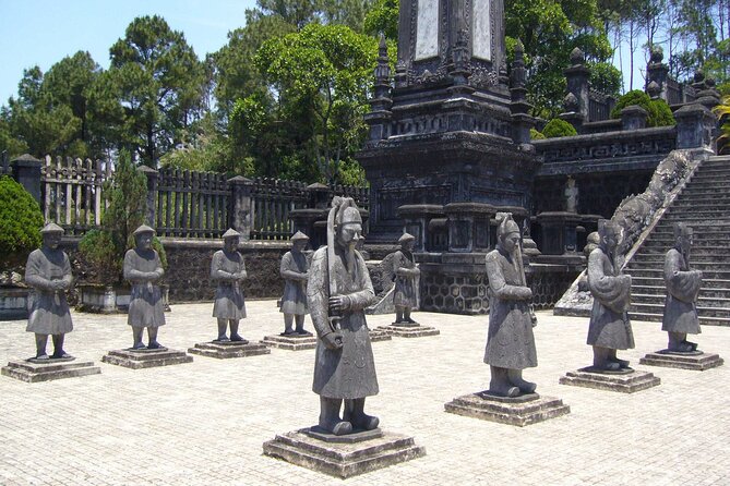 Hue Imperial City Full Day Small Group Tour from Da Nang - Lang Co Beach Photo Stop: Short Break, Good Reset