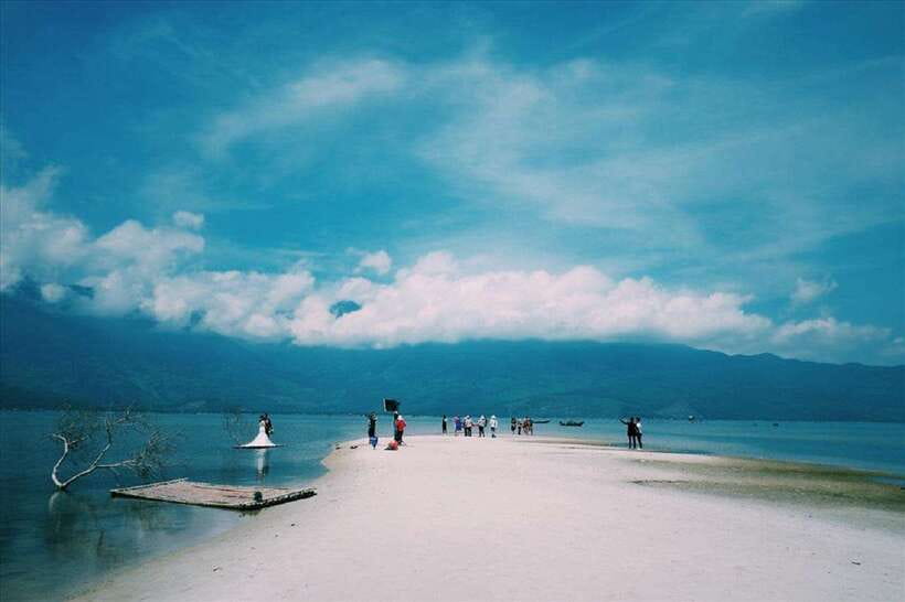 JEEP TOUR VIA HAI VAN PASS FROM HOI AN/HUE - The Ghost City Near Hue: When the Day Turns Quirky