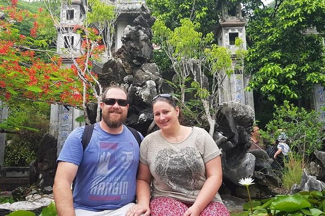 MARBLE MOUNTAIN-AM PHU Cave & HOI AN -Colourful Lantern Boat Ride - The 20-Minute Sampan Boat Ride: Lanterns From the River