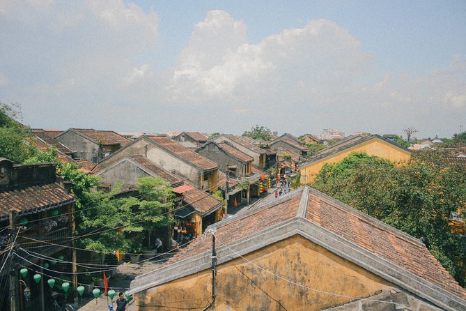 Marble Mountains - Hoi An Ancient Town Sunset Daily Ingroup Tour - Japanese Covered Bridge and Cantonese Assembly Hall: why these stops matter