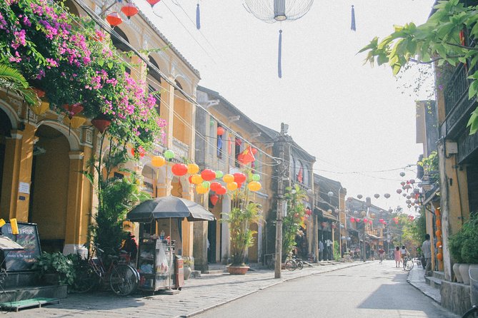 Marble Mountains - Hoi An Ancient Town Sunset Daily Ingroup Tour - Night Market free time plus your included Vietnamese dinner