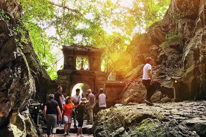 Morning Small group to Marble Mountains - Am Phu Cave - Monkey Mountain - Starting the day right: 7:30 pickup and an air-conditioned reset