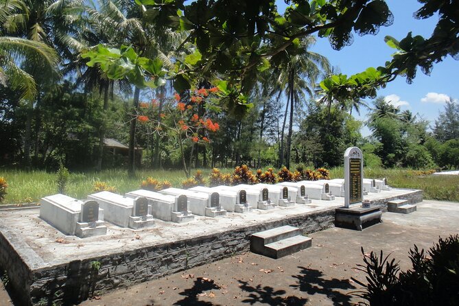 My Lai Massacre Memorial Full-day Tour - Lunch, Bottled Water, and a Small-Group Rhythm