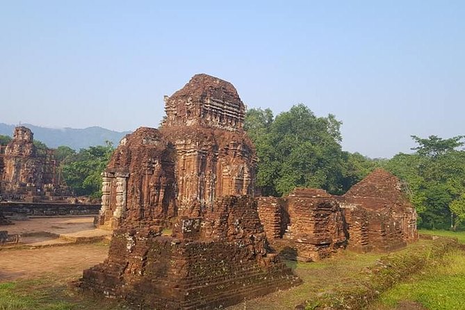 My Son Holyland , Hoi An Ancient City Tour With Night Market , Sampan Boat Ride - Hoi An Night Market: lanterns, street food, and a chance to browse