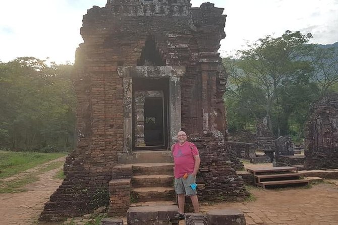 My Son Holyland in the Early Morning-UNESSCO World Heritage Site - The guide matters: what makes the early expert explanations land