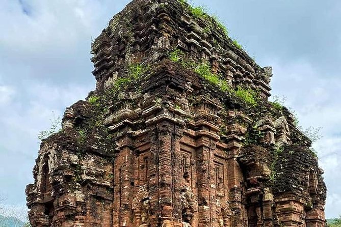 My Son Holyland , Marble Moutain,Hoi An Walking Tour with Night Market,Boat Ride - Marble Mountain: Water Mountain Views and the Viet Cong Hospital Cave