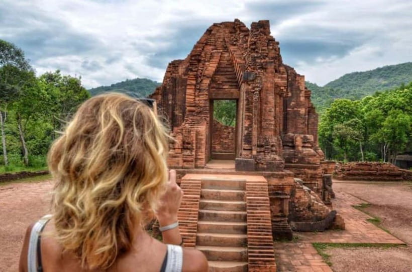 My Son - Marble and Monkey Mountain Private Tour ! - Monkey Mountain: the big Buddha statue and monkey moments