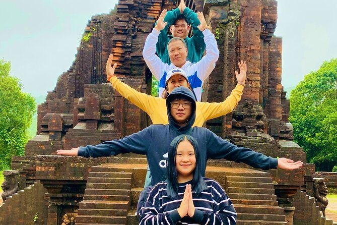 My Son Sanctuary, River Boat, Sunset, Hoi An Town Private Tour - Thu Bon River boat ride: the “breather” moment you’ll appreciate