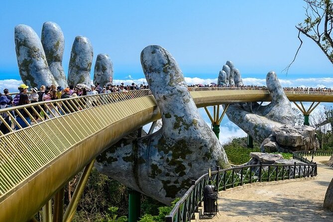 Private Bana Hills - Golden Hands Bridge Guided Tour with Lunch and Transfer - Private transfer and guide: how you save time without feeling rushed