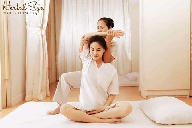 Private Candle Massage In Da Nang - Private setup: great for couples and also for solo travelers