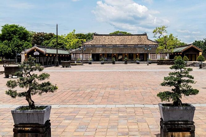 Private Full-Day Tour of Hue from Da Nang or Hoi An City - Entering Hue Imperial City: Where Power Gets Visual