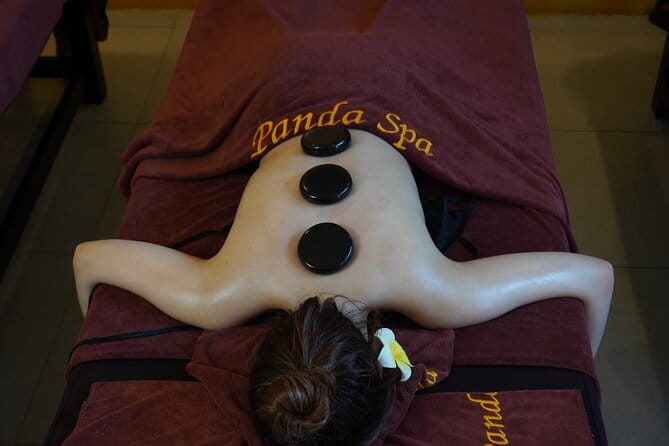 Private Panda Massage in Da Nang Vietnam - The private check-in: how the desk communication helps
