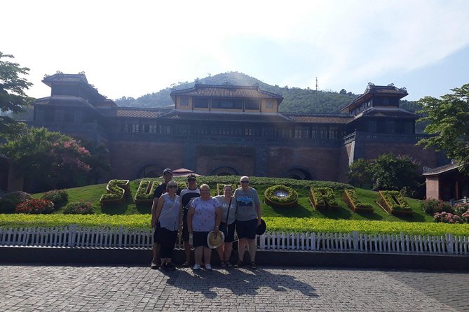 Private Transfer Da nang or Hoi An To Hue Via Ba Na Hill Golden Bridge - Should you book this private transfer via Golden Bridge?