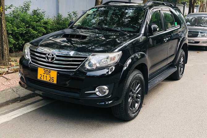 Private transfer Danang airport - Hotels in Danang - Meet-and-greet details: name boards and communication that reduce stress