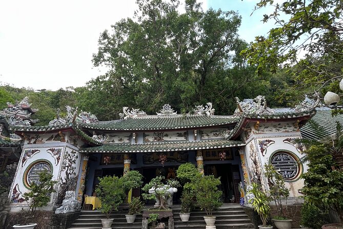 Private Transfer/tour to Marble mountain and Linh Ung temple - How much walking should you plan at Marble Mountains