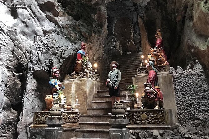 Private trip Discover Da Nang's beauty and Hoi An by night - Marble Mountains: caves, viewpoints, and the sculpture village craft