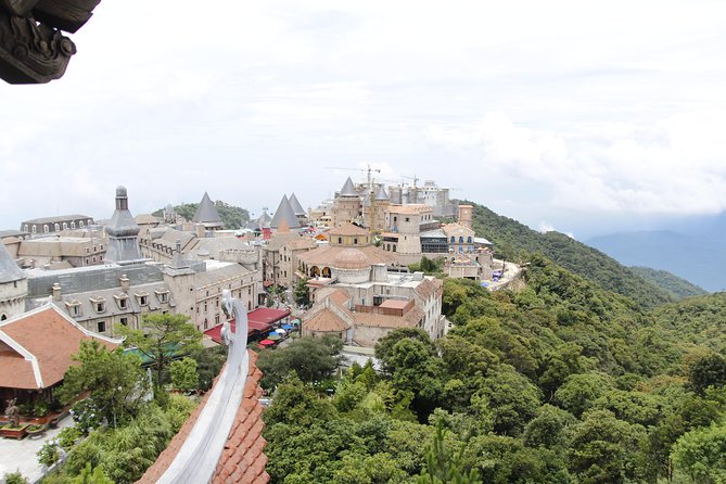 Private trip to Golden Bridge - Why Golden Bridge on Ba Na Hills feels like a movie set