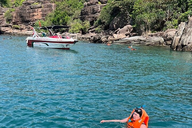 Real snorkel trip by speedboat with small group on Cham island - BBQ Lunch on Ong Beach or Chong Beach: A Real Break