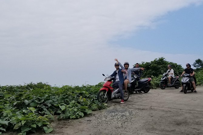 Scooter Adventure on Monkey Mountain - The picnic lunch: real food, vegetarian option included