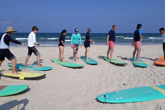 Surf Lessons - Instructors and feedback: why small classes change everything