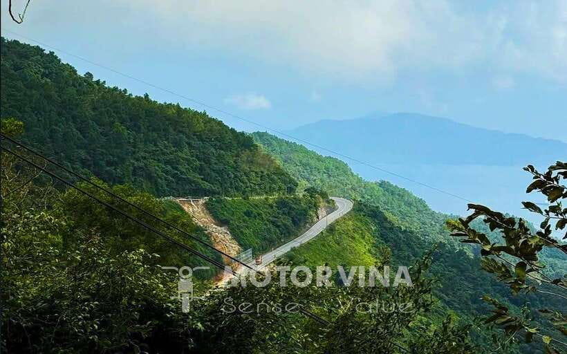 Top Gear Hai Van Pass Motorbike Adventure - by Motorvina - Why this Hai Van Pass motorbike route feels like Vietnam’s highlight