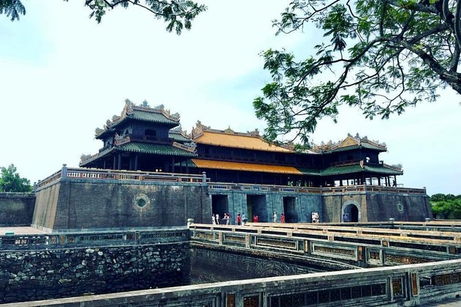 Transfer from Da Nang to Hue - Quick Hits Before You Ride