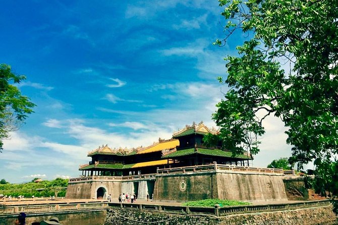 Transfer from Da Nang to Hue - Pickup and Drop-Off: How the Logistics Shape Your Comfort