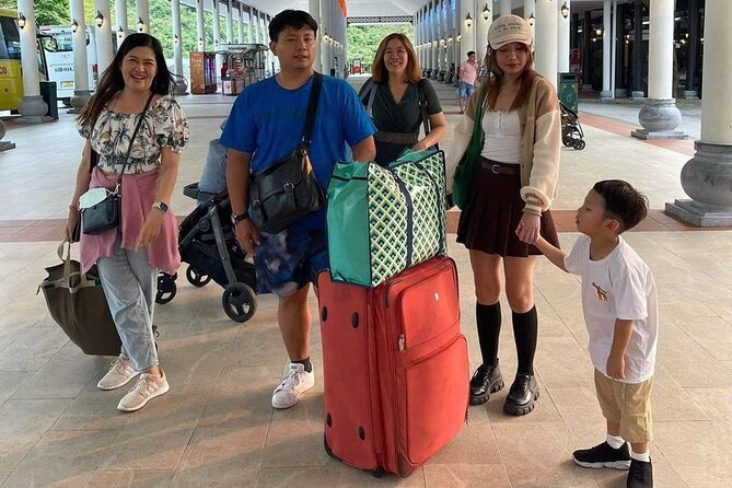 Transfer from Danang/Airport/Transtation to Hoi An by Private Car - In the Car: New, Odor-Free, and Calm Driving Matters
